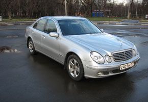 Mercedes E211